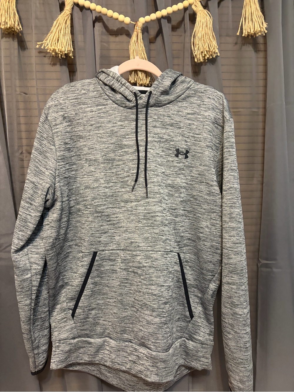 Under Armour Men's Gray Heather Pullover Hoodie